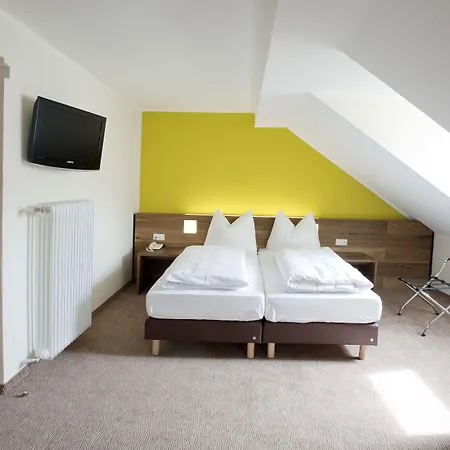 Basic Готель Інсбрук