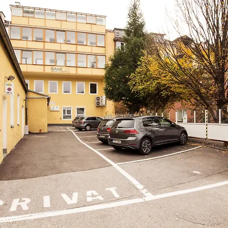 Готель Basic 3*