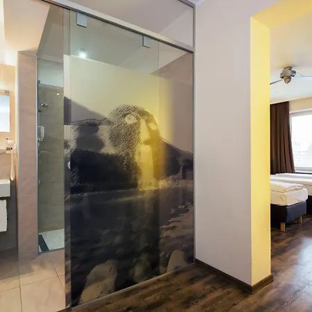 Basic Інсбрук