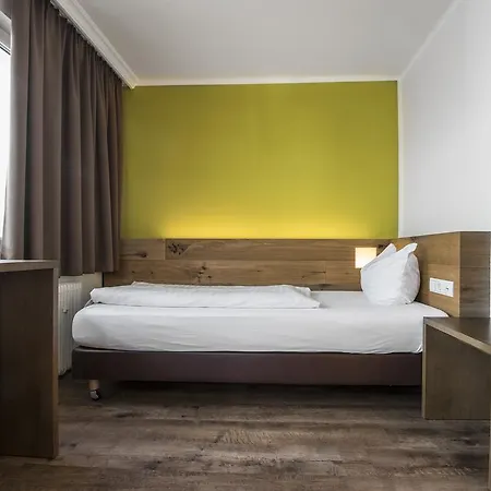Hotel Basic